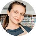 Каріна Костенко